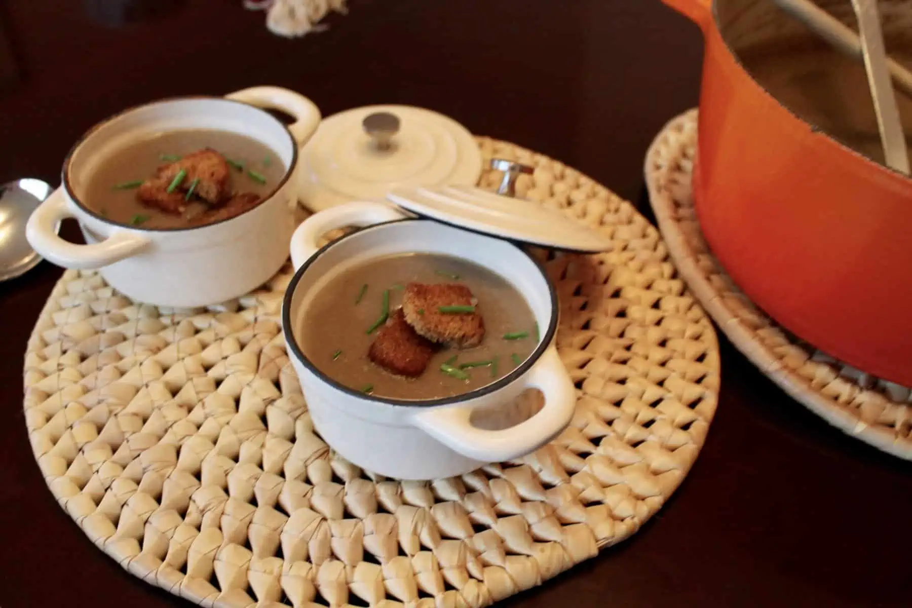 Rich Vegan Mushroom Soup