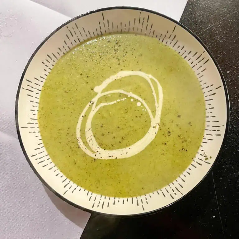 Red Leicester and Broccoli Soup