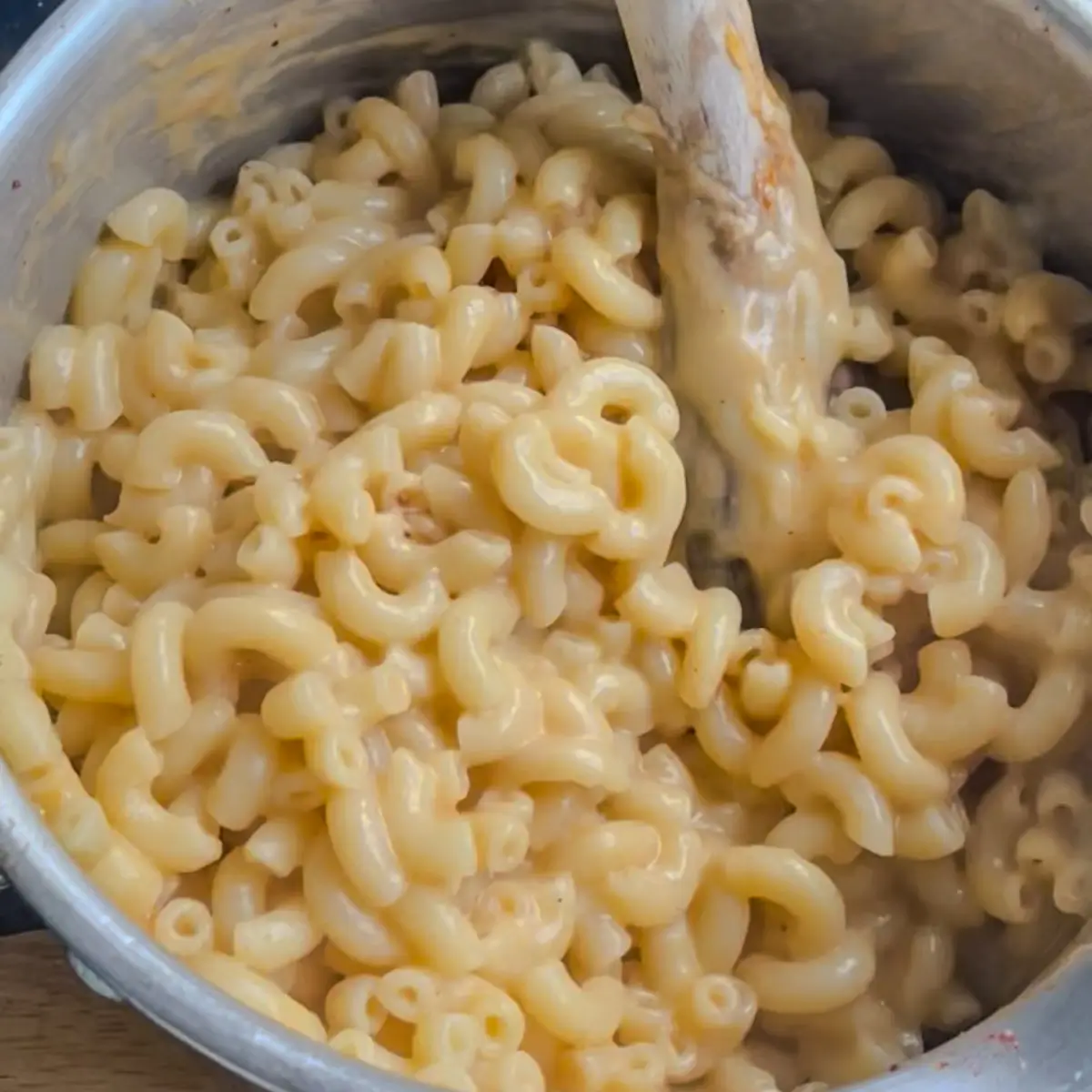 overhead image of 15 minute Mac and cheese in a pan