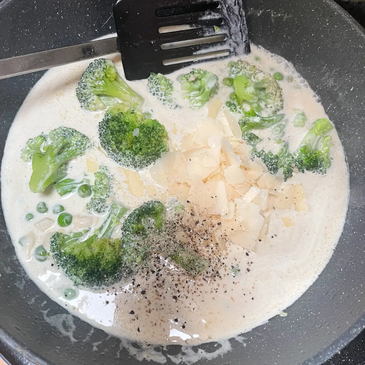 making creamy chicken caesar pasta sauce